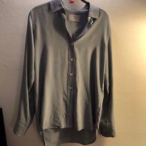 Everlane silk shirt size 0.
